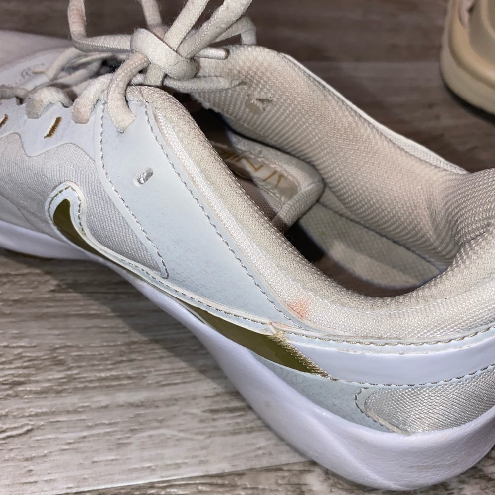Nike Womens Legend Essential 2 White Gold Running Shoes Sneakers Size 10 - Picture 6 of 12